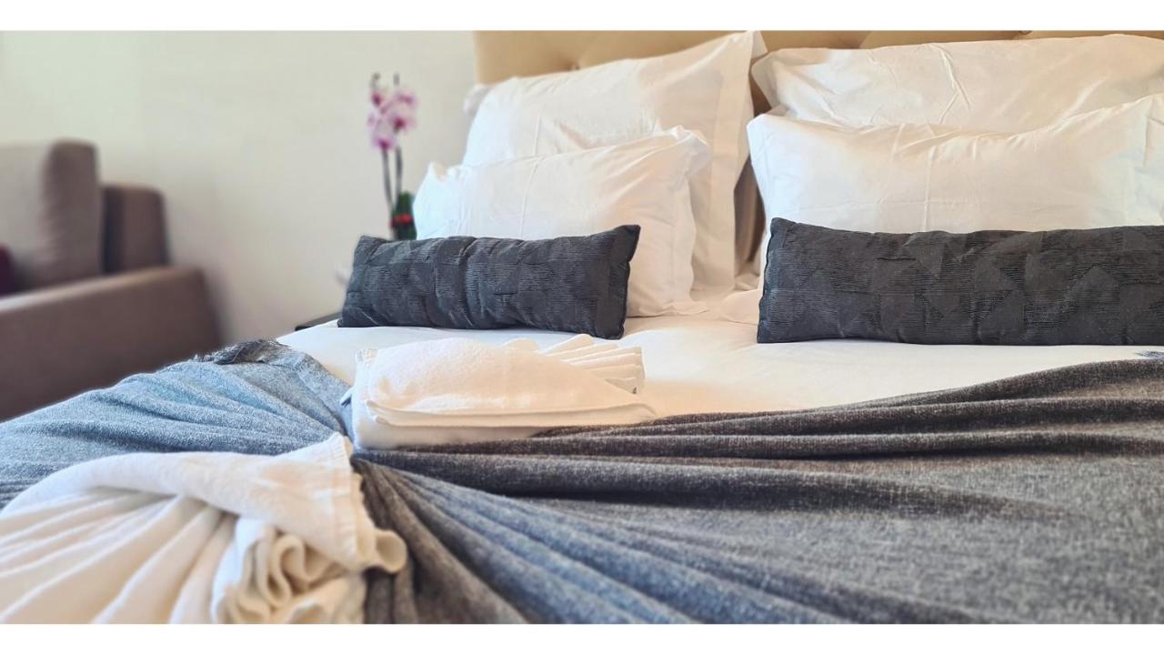 Rentalist Apartaments- Santa Catarina OOporto Esterno foto